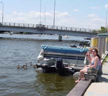 Ducks and drinkers by the Fox River, photo by Lucy Saunders